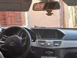 Mercedes E 220-3