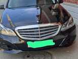 Mercedes E 220-1