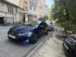 Hyundai Elantra-12