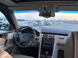 Mercedes E 230-7
