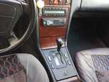 Mercedes E 230-5