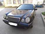 Mercedes E 230-3