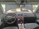 Mercedes E 220-5