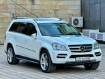 Mercedes GL 550 4MATIC-2