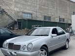Mercedes E 200-1