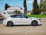 Kia K5-4