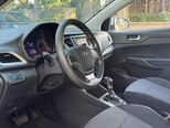 Hyundai Accent-12