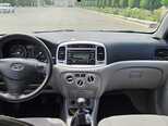 Hyundai Accent-8