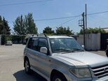 Mitsubishi Pajero io-3