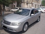 Nissan Sunny-5