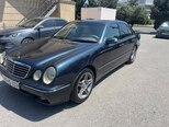 Mercedes E 220-4