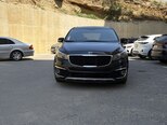 Kia Carnival-1