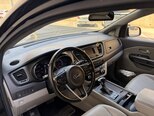 Kia Carnival-6