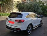 Kia Sorento-16