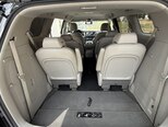 Kia Carnival-10