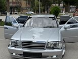 Mercedes C 200-10