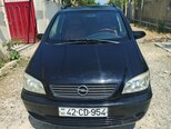 Opel Zafira-1