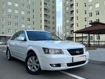 Hyundai Sonata-2