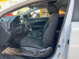 Hyundai Elantra-6