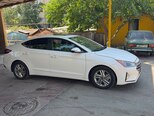 Hyundai Elantra-12