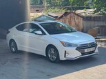 Hyundai Elantra-11