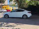 Hyundai Elantra-7