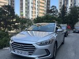 Hyundai Elantra-1