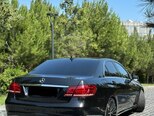 Mercedes E 250-4