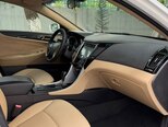 Hyundai Sonata-11
