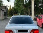 Mercedes E 230-3
