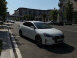 Hyundai Elantra-7