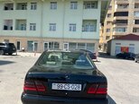 Mercedes E 200-4