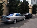 Mercedes E 320-9