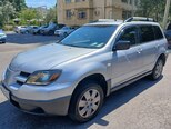 Mitsubishi Airtrek-14