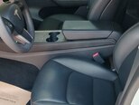 Tesla Model Y-17