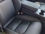 Tesla Model Y-19