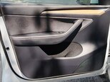Tesla Model Y-18