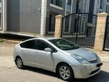 Toyota Prius-3