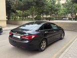 Hyundai Sonata-4