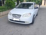 Hyundai Elantra-1
