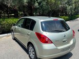 Nissan Tiida-6
