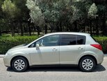 Nissan Tiida-3