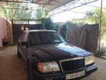 Mercedes 220 E-1