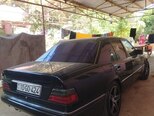 Mercedes 220 E-5