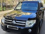 Mitsubishi Pajero-2