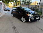 Toyota Prius-4