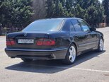 Mercedes E 320-5