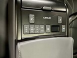 Lexus ES 300h-11