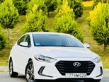 Hyundai Elantra-17