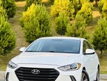 Hyundai Elantra-15